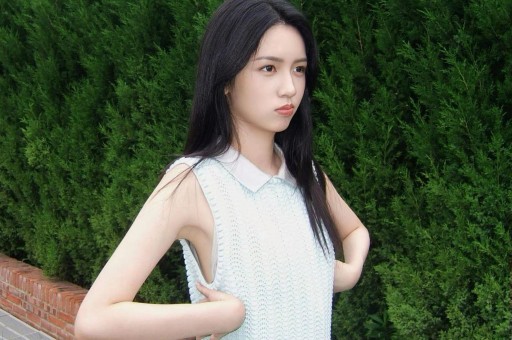 一天4个瓜景甜被曝、Coco冻卵、顶流小花新恋情都是大瓜